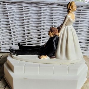 Wilton Bride and Groom Humorous Grooms Cake